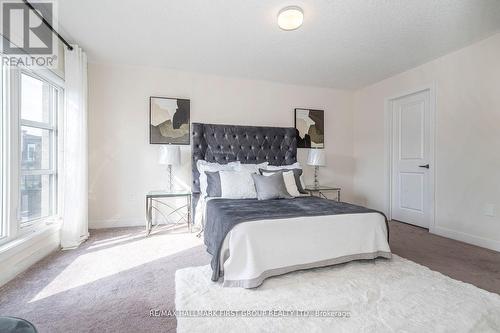 2519 Castlegate Crossing Drive, Pickering, ON - Indoor Photo Showing Bedroom