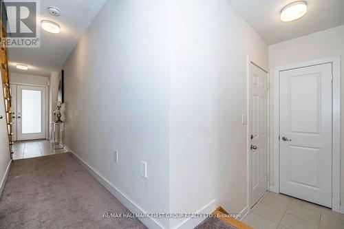 2519 Castlegate Crossing Drive, Pickering, ON - Indoor Photo Showing Other Room
