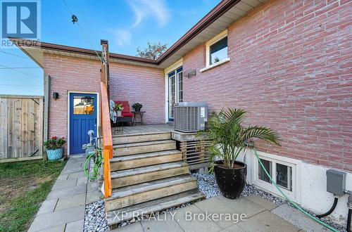 564 Sandmere Crescent, Cobourg, ON - Outdoor With Exterior