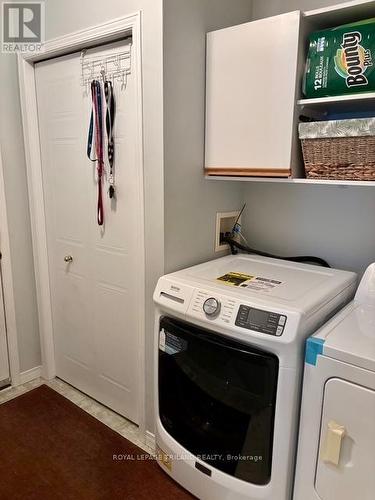 837 Silversmith Street, London North (North M), ON - Indoor Photo Showing Laundry Room