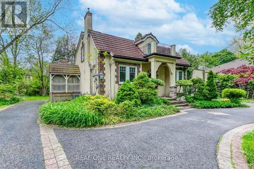 398 Maple Grove Drive, Oakville, ON - Outdoor