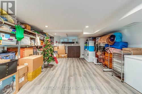 398 Maple Grove Drive, Oakville, ON - Indoor