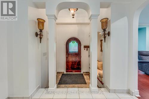 398 Maple Grove Drive, Oakville, ON - Indoor Photo Showing Other Room