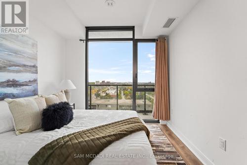 1513 - 86 Dundas Street E, Mississauga, ON - Indoor Photo Showing Bedroom