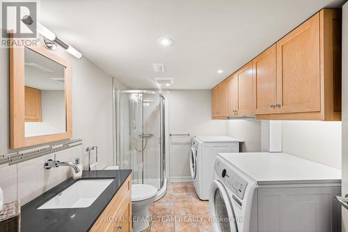 41 Civic Place, Ottawa, ON - Indoor Photo Showing Laundry Room