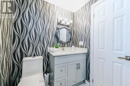 6101 Edenwood Drive, Mississauga, ON - Indoor Photo Showing Bathroom