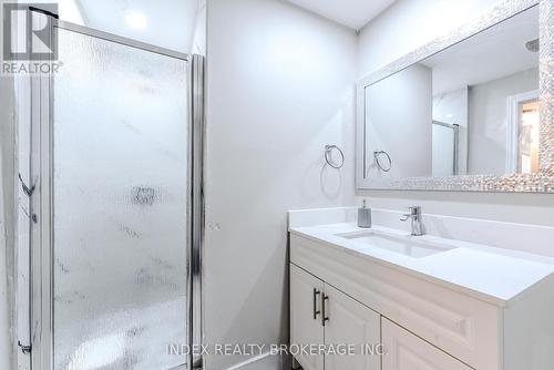 6101 Edenwood Drive, Mississauga, ON - Indoor Photo Showing Bathroom