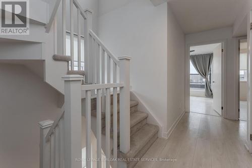 815 - 1133 Cooke Boulevard, Burlington, ON - Indoor Photo Showing Other Room
