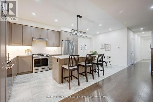 13 Quinton Ridge, Brampton, ON - Indoor Photo Showing Kitchen With Stainless Steel Kitchen With Upgraded Kitchen