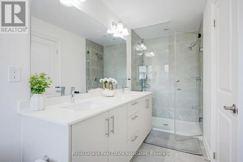 13 Quinton Ridge, Brampton, ON - Indoor Photo Showing Bathroom