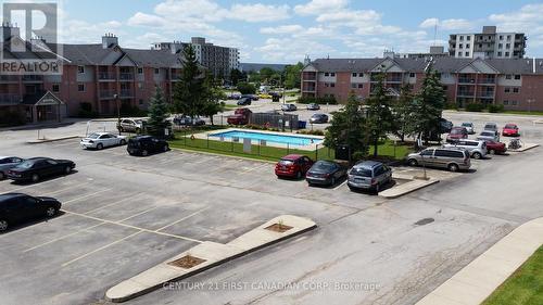 117 - 148 Conway Drive, London South (South X), ON - Outdoor