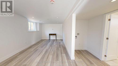 168 Russell Avenue, St. Catharines (Downtown), ON - Indoor Photo Showing Other Room