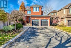 2163 WESTMOUNT DRIVE  Oakville, ON L6M 3N9