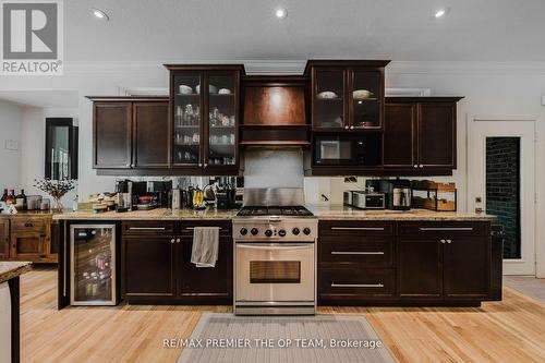 1856 Innisbrook Street, Innisfil, ON - Indoor Photo Showing Kitchen