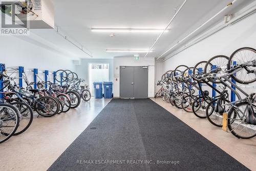 313 - 35 Southshore Crescent, Hamilton, ON - Indoor Photo Showing Other Room