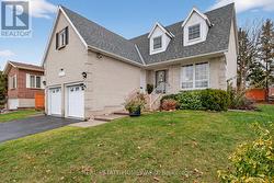 887 WOODSIDE DRIVE  Kingston, ON K7P 1T1