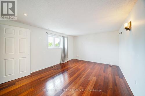 102 Crawford Rose Drive, Aurora, ON - Indoor Photo Showing Other Room