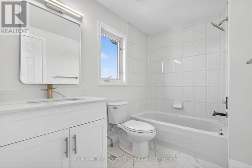 238 Briarmeadow Drive, Kitchener, ON - Indoor Photo Showing Bathroom