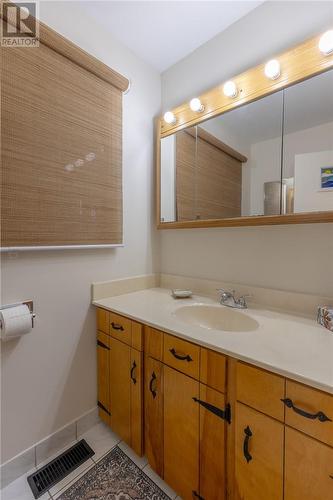 322 Sutherland Street, Espanola, ON - Indoor Photo Showing Bathroom