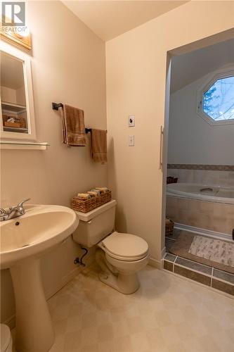 322 Sutherland Street, Espanola, ON - Indoor Photo Showing Bathroom