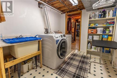 322 Sutherland Street, Espanola, ON - Indoor Photo Showing Laundry Room