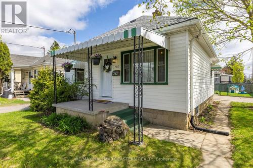 706 Monaghan Road, Peterborough (Otonabee Ward 1), ON - Outdoor