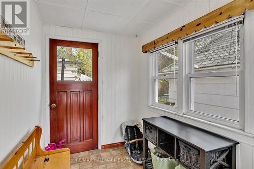 706 Monaghan Road, Peterborough (Otonabee Ward 1), ON - Indoor Photo Showing Other Room