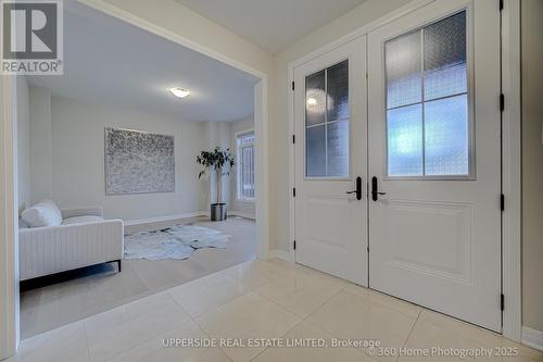 1727 Corsal Court, Innisfil, ON - Indoor Photo Showing Other Room