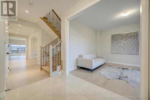 1727 Corsal Court, Innisfil, ON - Indoor Photo Showing Other Room