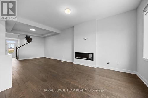 2123 Winsome Terrace, Ottawa, ON - Indoor Photo Showing Other Room