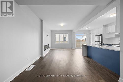 2123 Winsome Terrace, Ottawa, ON - Indoor