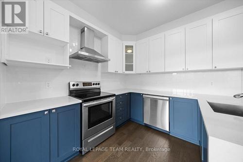 2123 Winsome Terrace, Ottawa, ON - Indoor Photo Showing Kitchen