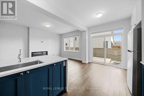 2123 Winsome Terrace, Ottawa, ON - Indoor Photo Showing Other Room