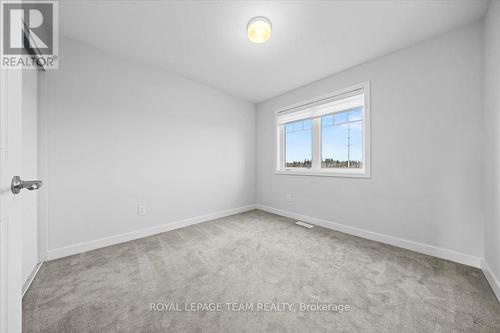 2123 Winsome Terrace, Ottawa, ON - Indoor Photo Showing Other Room