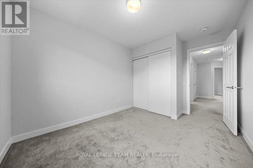 2123 Winsome Terrace, Ottawa, ON - Indoor Photo Showing Other Room