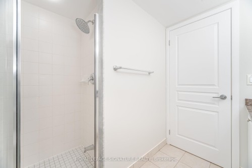 3112-18 Yonge Street, Toronto, ON - Indoor Photo Showing Bathroom