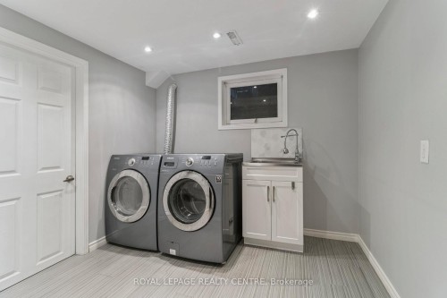 3383 Tallmast Crescent, Mississauga, ON 