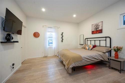 501 Sprague St, Winnipeg, MB 