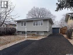 210 Forsyth CRESCENT  Regina, SK S4R 5L5