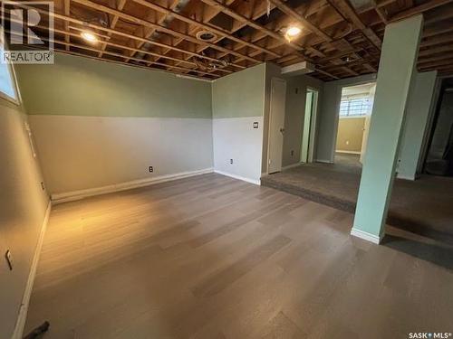 210 Forsyth Crescent, Regina, SK - Indoor