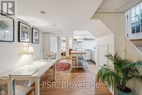 402 Willis Drive, Oakville, ON - Indoor Photo Showing Other Room