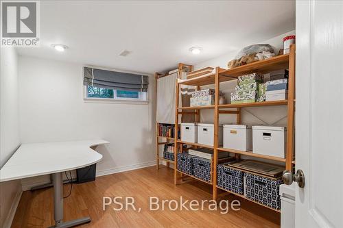 402 Willis Drive, Oakville, ON - Indoor