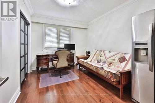 298 Burnhamthorpe Road, Toronto, ON - Indoor