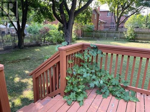 298 Burnhamthorpe Road, Toronto, ON - Outdoor