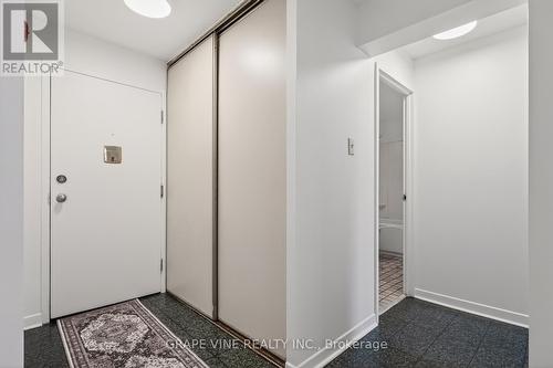 102 - 50 Burnside Avenue, Ottawa, ON - Indoor Photo Showing Other Room