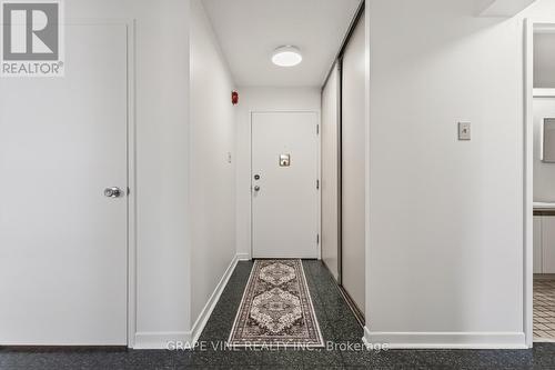 102 - 50 Burnside Avenue, Ottawa, ON - Indoor Photo Showing Other Room