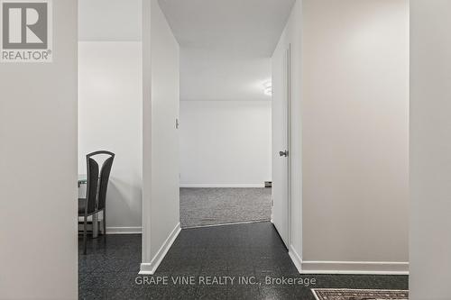 102 - 50 Burnside Avenue, Ottawa, ON - Indoor Photo Showing Other Room