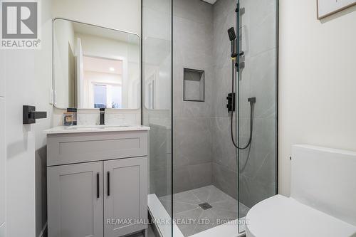 116 Kennard Avenue, Toronto, ON - Indoor Photo Showing Bathroom