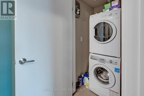 302 - 457 Plains Road E, Burlington, ON - Indoor Photo Showing Laundry Room