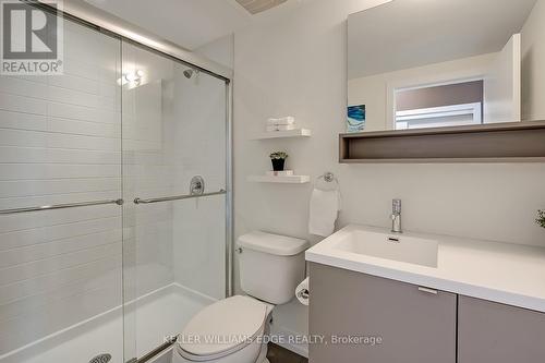 302 - 457 Plains Road E, Burlington, ON - Indoor Photo Showing Bathroom